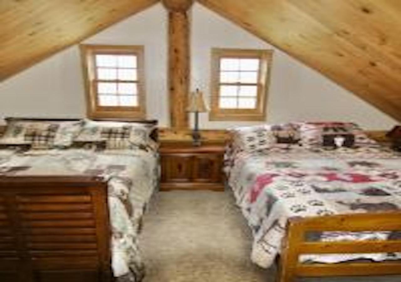 Log Haven In Blanding别墅 外观 照片