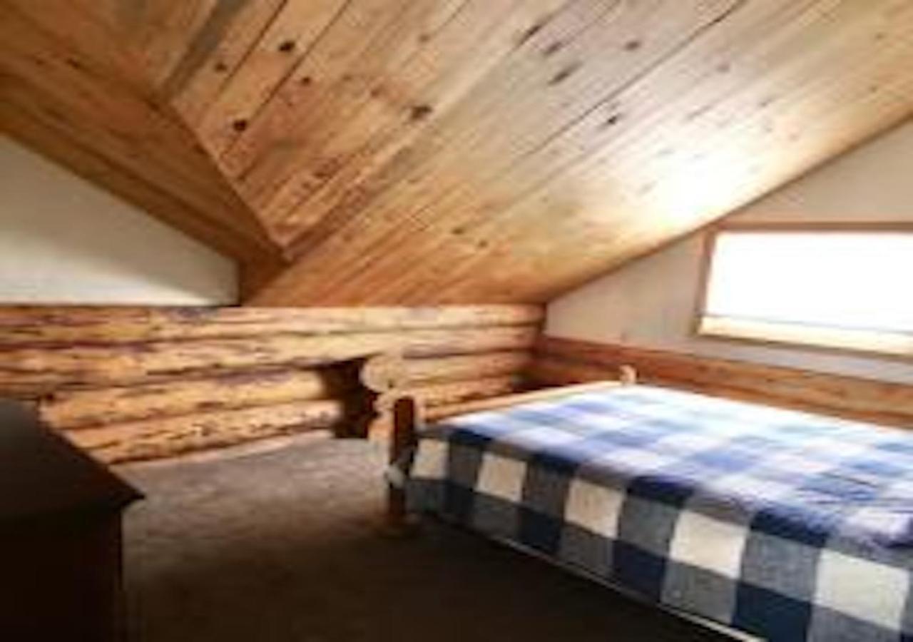 Log Haven In Blanding别墅 外观 照片